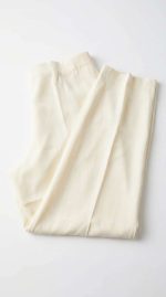 Pantalon Tailleur Écru – L'Élégance au Quotidien