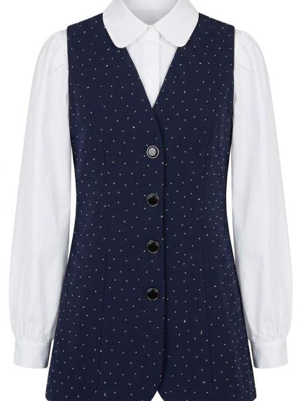 Ensemble élégant composé d'une chemise blanche et d'un gilet bleu marine scintillant pour femme