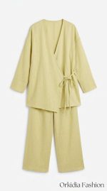 Ensemble deux pièces style kimono en lin vert amande pour femme par Orkidia Fashion