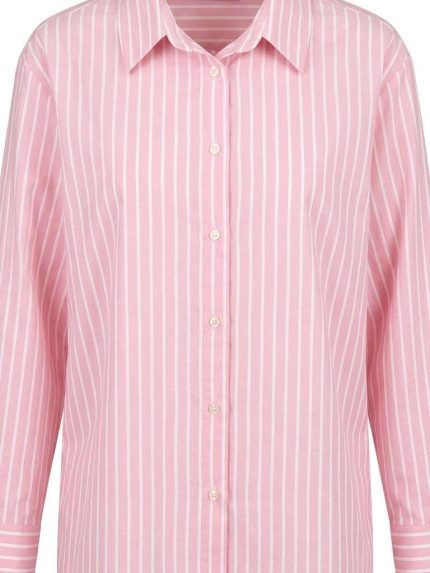 Chemise Enissa rose poudré à rayures verticales, style classique et élégant pour femme.