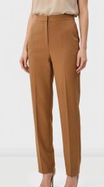 Élégance Châtaigne : Pantalon Droit Sophistiqué – Image 4