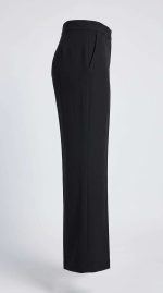 Pantalon Noir Droit : L'Élégance au Quotidien – Image 3