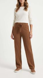 Pantalon en Maille Camel à Détails Tressés – Image 6