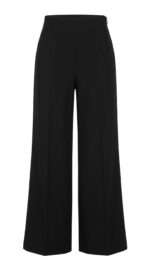 Élégance Intemporelle : Pantalon Noir Coupe Droite