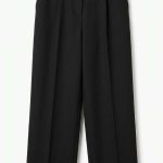 Élégance Intemporelle : Pantalon Noir Ceinture Iconique
