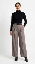 Élégance Riviera : Pantalon Tailleur Beige – Image 7