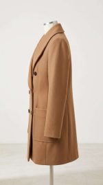 Manteau Camel Chic à Double Boutonnage | Orkidia Fashion – Image 3