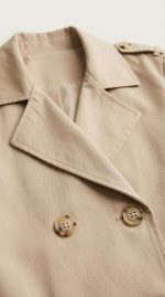 Trench Classique Beige Élégance Urbaine - Orkidia Fashion – Image 4