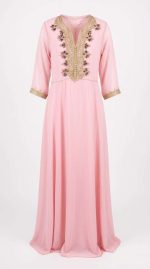Robe Beldi Orkidia : L'Élégance Intemporelle