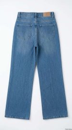 Jeans Riviera : L'Élégance Décontractée – Image 2