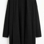 Élégance Fluide : Cardigan Noir Intemporel