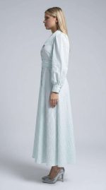 Élégance Céleste : La Robe Pablo – Image 3