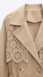 Trench Élégance Brodé Beige - Orkidia Fashion – Image 4