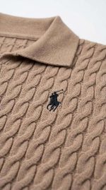 Pull Polo à Maille Torsadée - Beige Raffiné pour Femme – Image 4