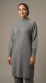 Élégance Confortable : Robe Col Montant Gris – Image 3
