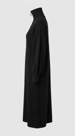 Élégance Noire : Robe Col Montant Zippée – Image 3