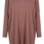 Tunique oversize en maille douce couleur vieux rose pour femme vue de face sur fond blanc