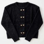 Élégance Texturée : Cardigan Court en Maille Douce