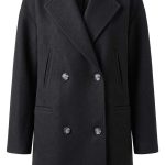 Manteau court noir élégant pour femme avec fermeture croisée, coupe structurée, vue de face sur fond neutre.