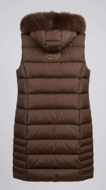 Gilet Long Matelassé Marron avec Capuche en Fausse Fourrure - Orkidia Fashion – Image 2