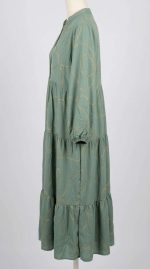 Émeraude Enchantée : Robe Broderie Artisanale – Image 3