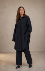 Chemise longue femme noire oversize avec manches longues et coupe tunique élégante