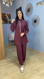 Ensemble Co-ord 2 Pièces Tunique Ornée de Perles et Pantalon Violet Prune