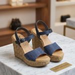 Sandales Compensées Bleu Marine – Style Espadrille et Bride Cheville
