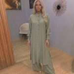 Ensemble Long Vert Olive Chic à Boutons et Poignets Smockés – Longue Chemise et Pantalon Large