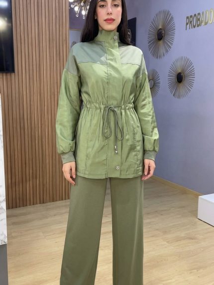 Ensemble femme vert deux pieces veste saharienne ceinturee et pantalon large fluide Orkidia Fashion Nador